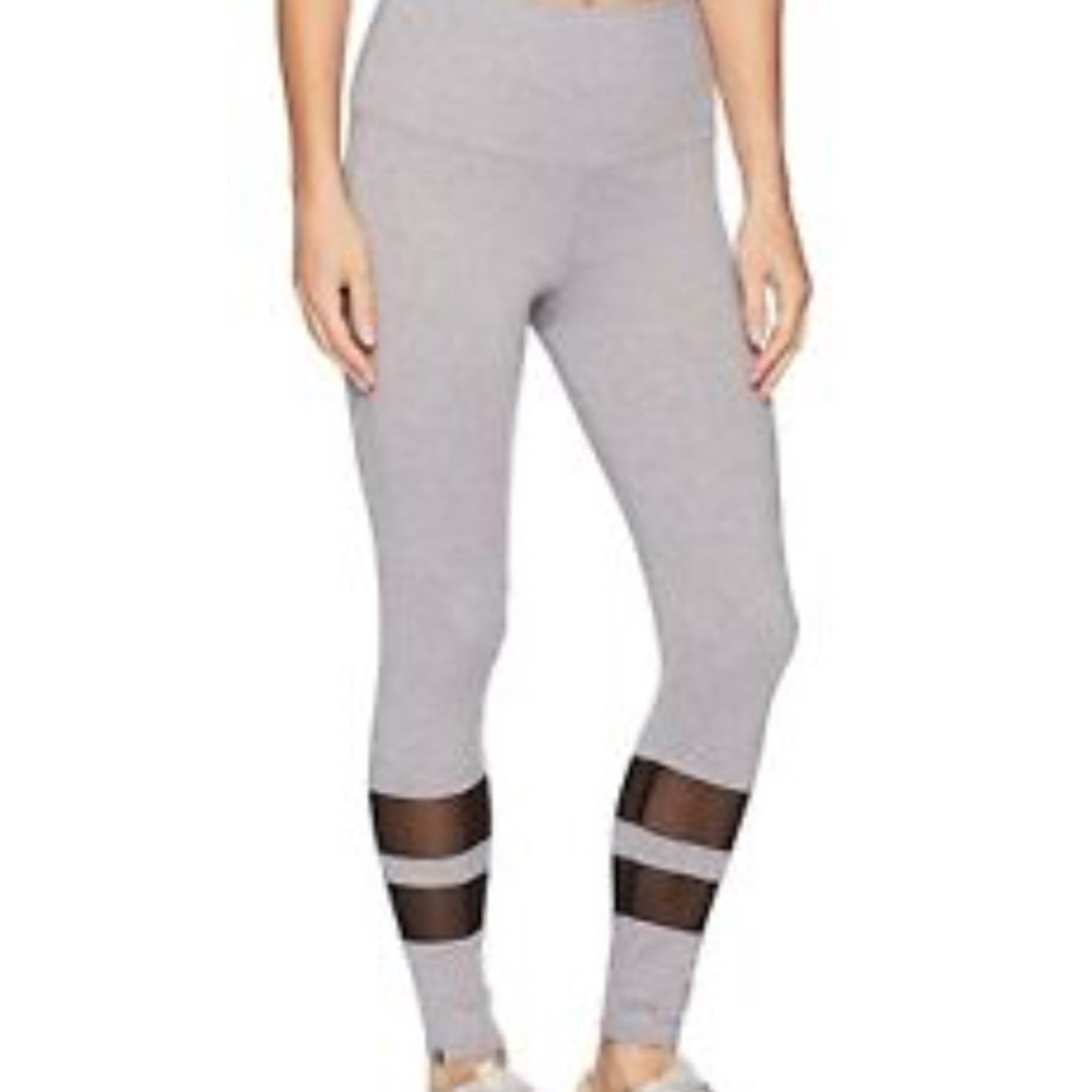 Onzie gray and black mesh leggings